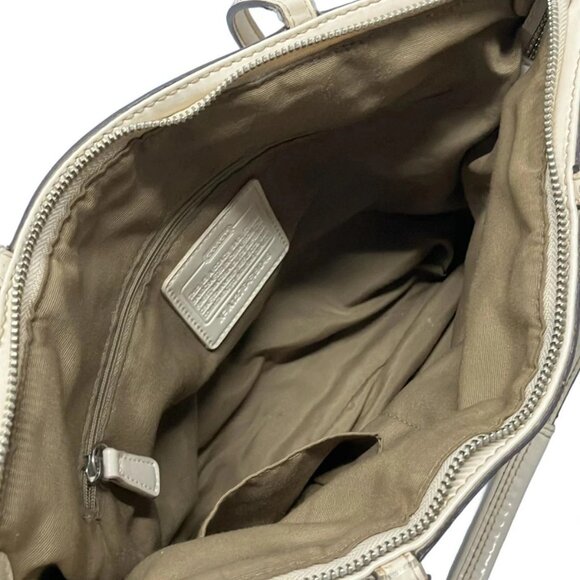 Auth COACH Signature Striped Tote F19046 Beige Cream Jacquard Patent Leather - Picture 7 of 16